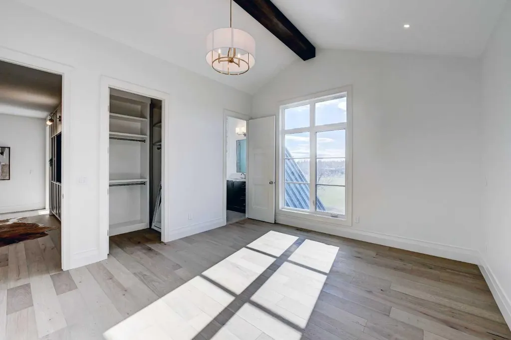 3614 10 Street SW Calgary AB T2T 3H8