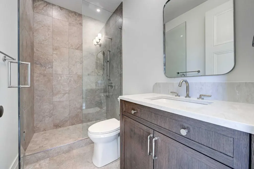3614 10 Street SW Calgary AB T2T 3H8