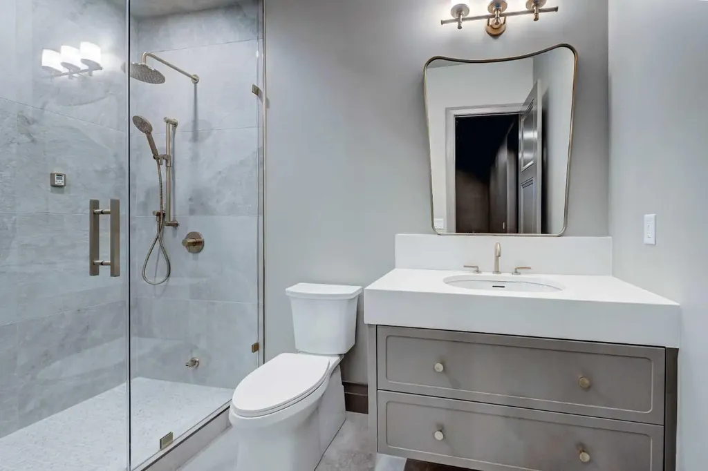 3614 10 Street SW Calgary AB T2T 3H8