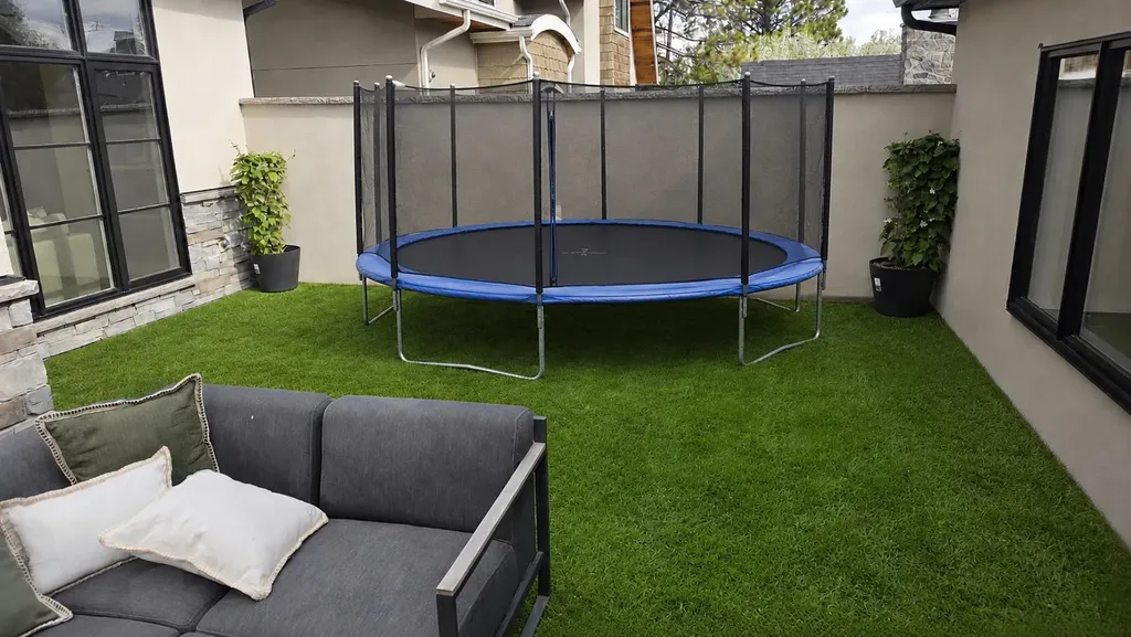 3614 10 Street SW Calgary AB T2T 3H8