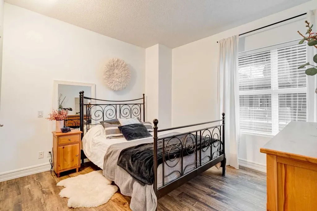 110 7 Street SW Calgary AB T2P 5M9