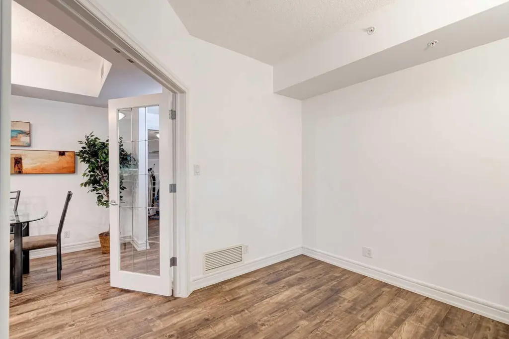 110 7 Street SW Calgary AB T2P 5M9