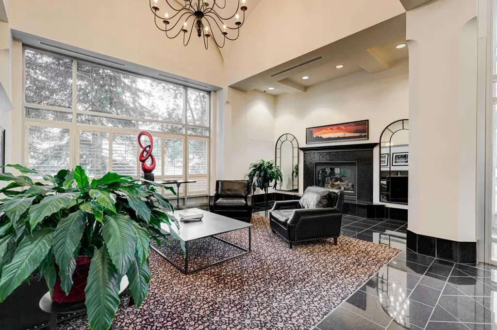 110 7 Street SW Calgary AB T2P 5M9