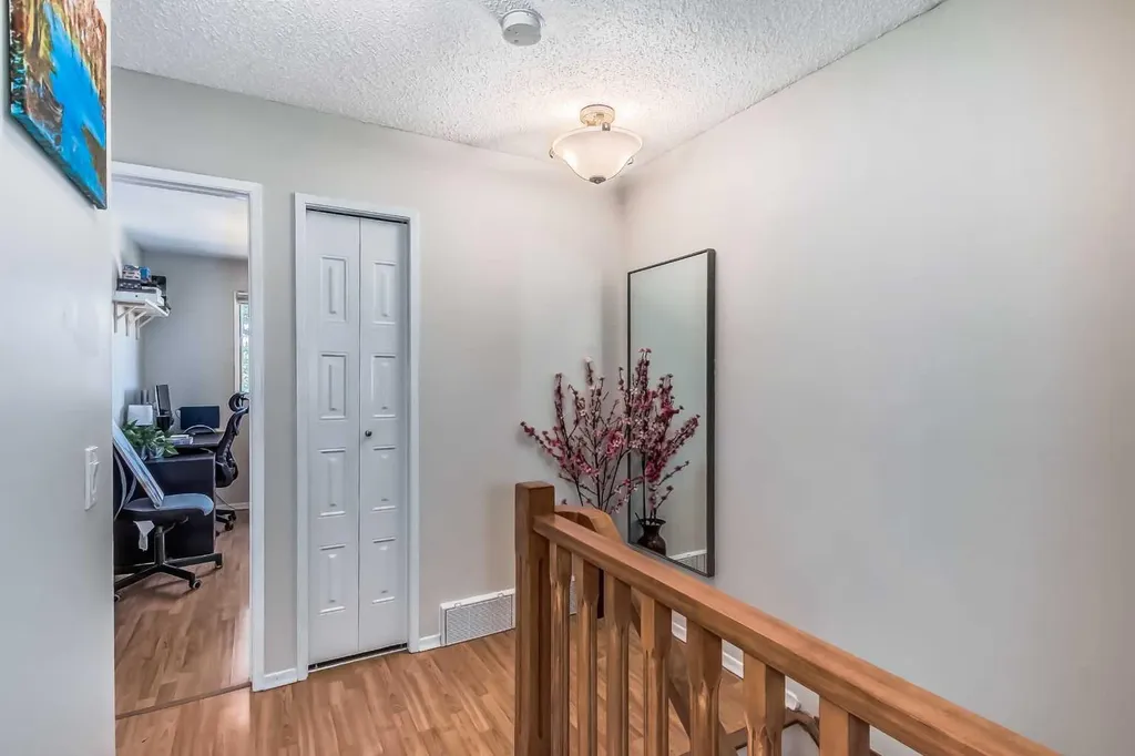 1451 Berkley Drive NW Calgary AB T3K 1T6