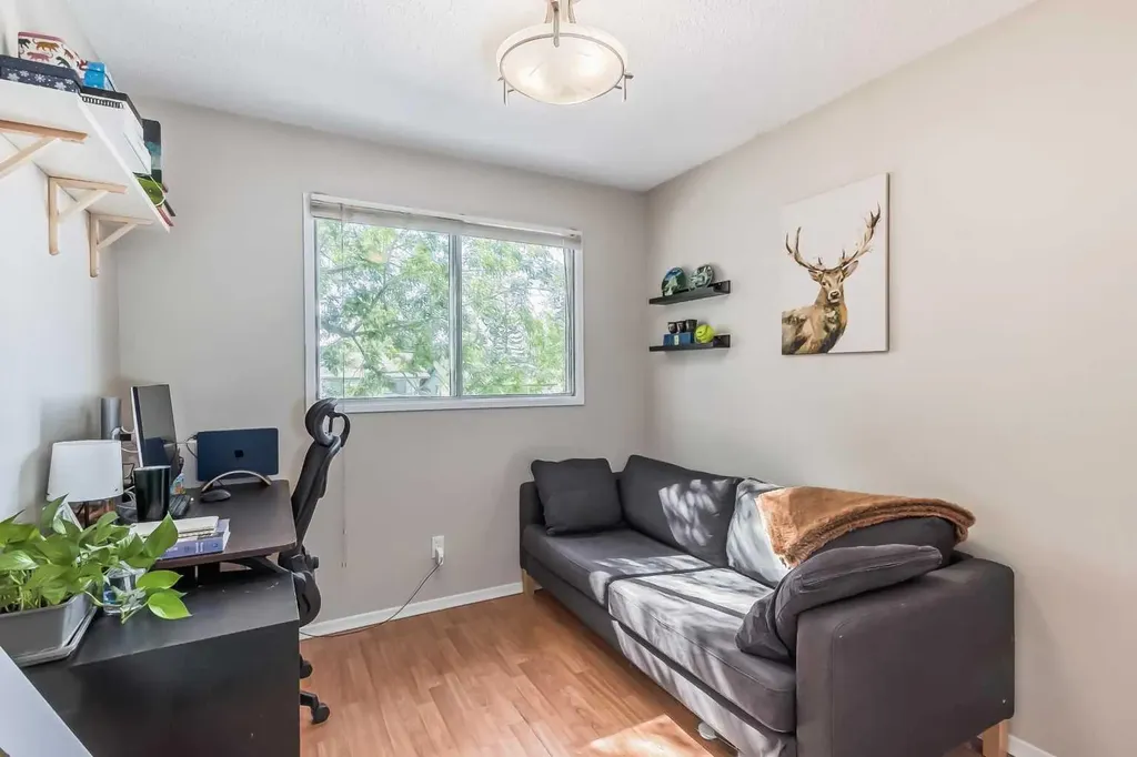 1451 Berkley Drive NW Calgary AB T3K 1T6