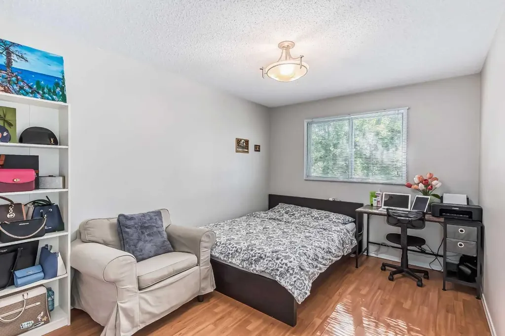 1451 Berkley Drive NW Calgary AB T3K 1T6