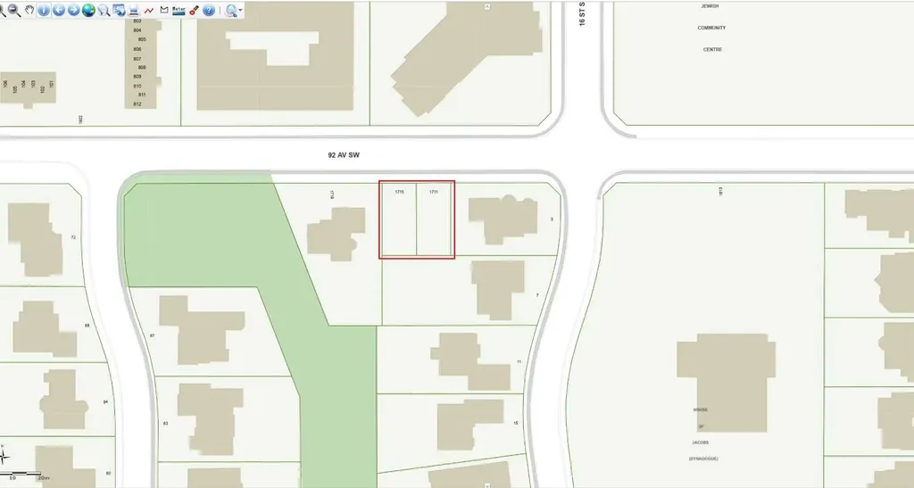 1711, 1715 92 Avenue SW Calgary AB T2V5C8