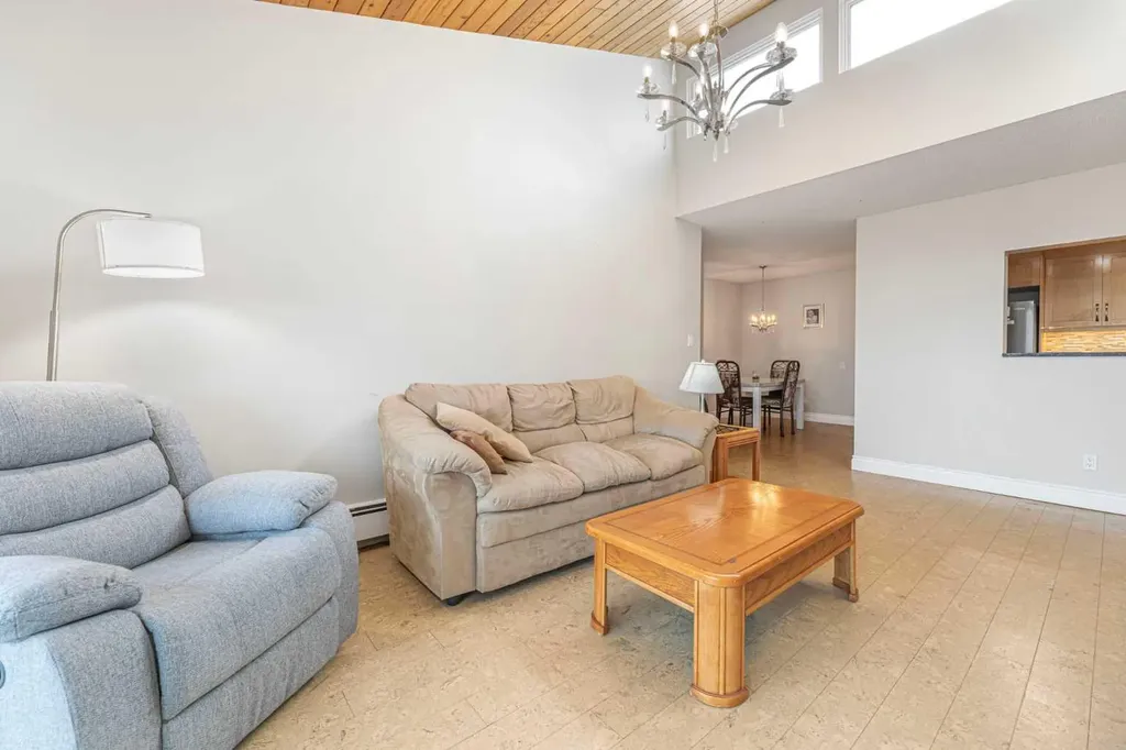 3730 50 Street NW Calgary AB T3A 2V9