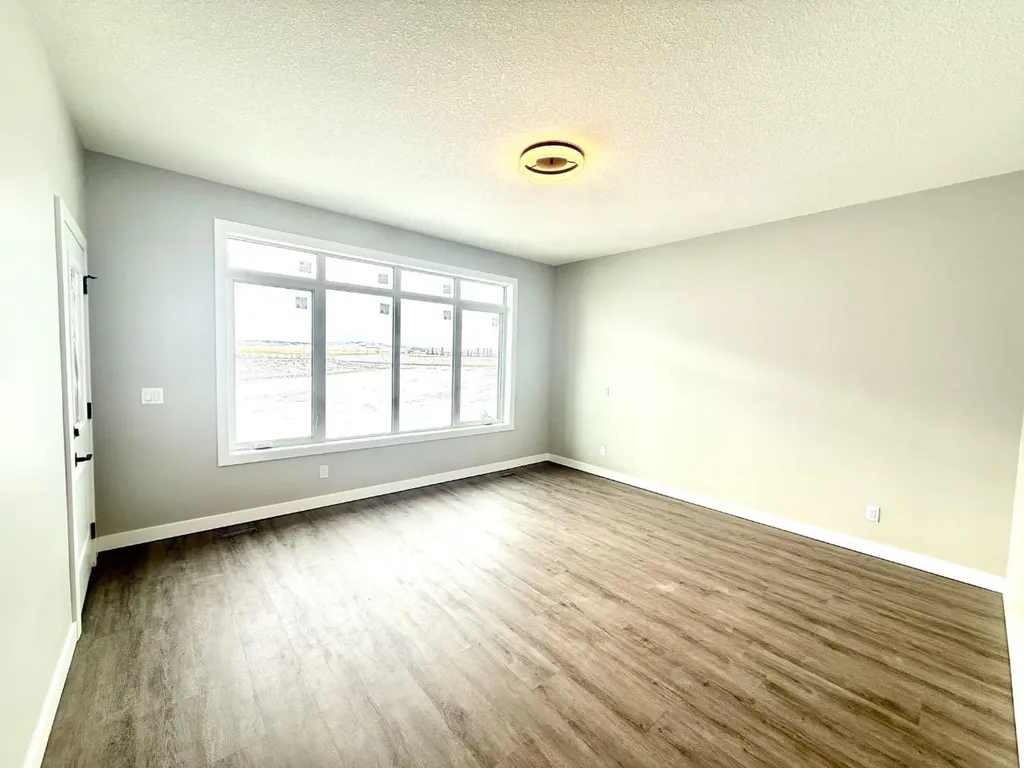 131 Westview Drive Nanton AB T0L 1R0