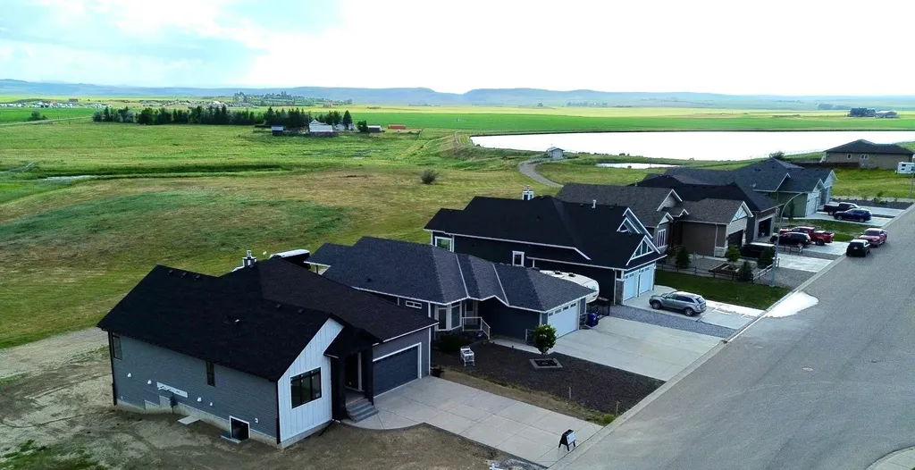 131 Westview Drive Nanton AB T0L 1R0