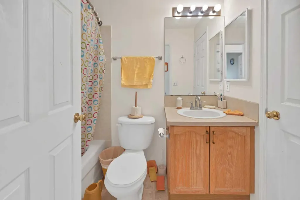 87 Taralea Gardens NE Calgary AB T3J 4W5