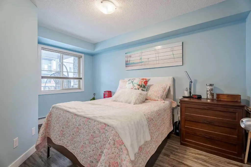 2715 12 Avenue SE Calgary AB T2A4X8