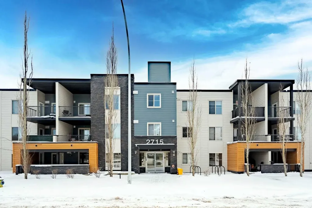 2715 12 Avenue SE Calgary AB T2A4X8