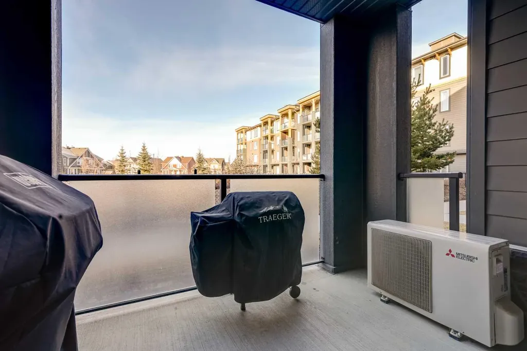 150 Auburn Meadows Manor SE Calgary AB T3M 2S6