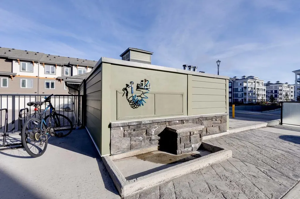 150 Auburn Meadows Manor SE Calgary AB T3M 2S6