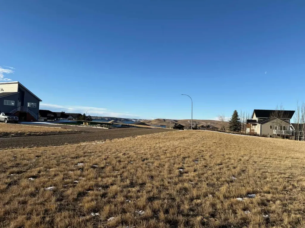 202 Royal Oak Lane Rural Vulcan County AB T0L 0R0