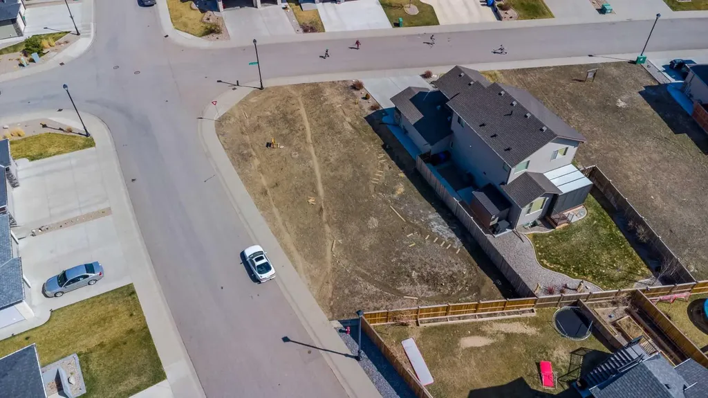 14 Canyon Estates Lane W Lethbridge AB T1K 5W7