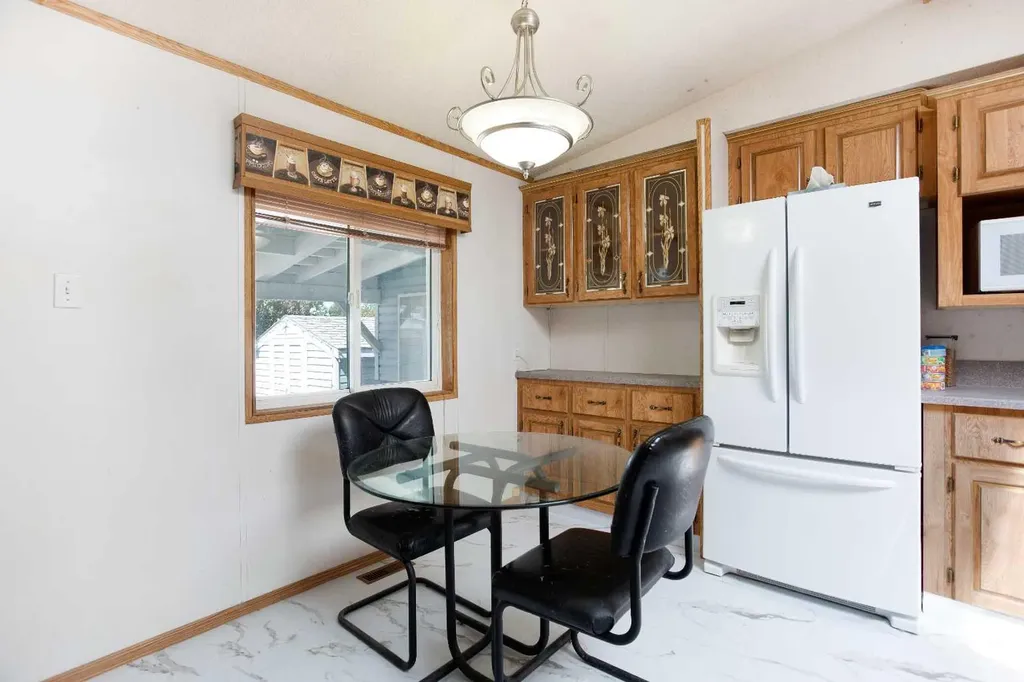 99 Arbour Lake Road NW Calgary AB T3G4E4