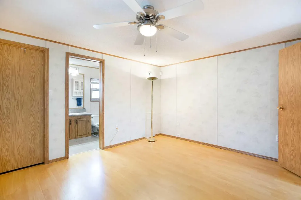 99 Arbour Lake Road NW Calgary AB T3G4E4