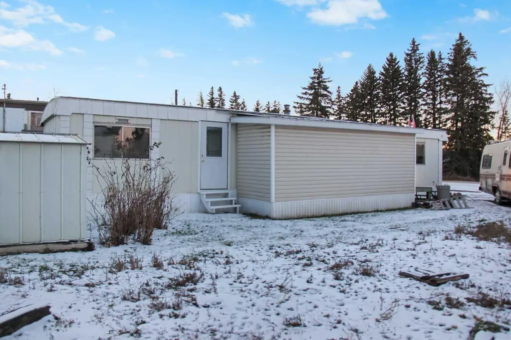 4504 41 Street Camrose AB T4V4K4