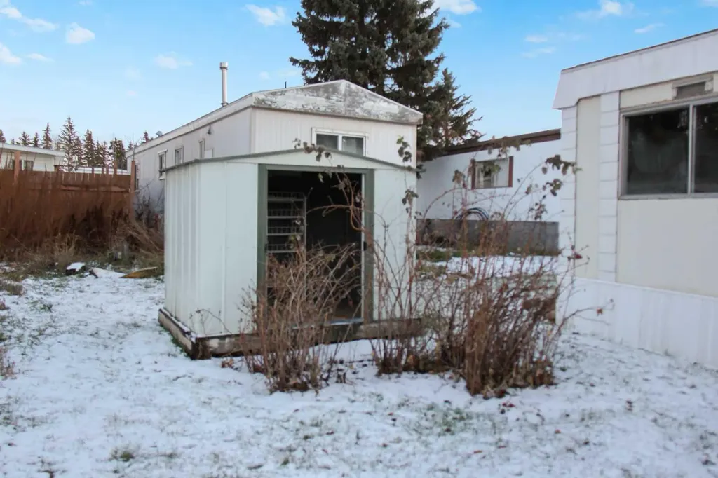 4504 41 Street Camrose AB T4V4K4