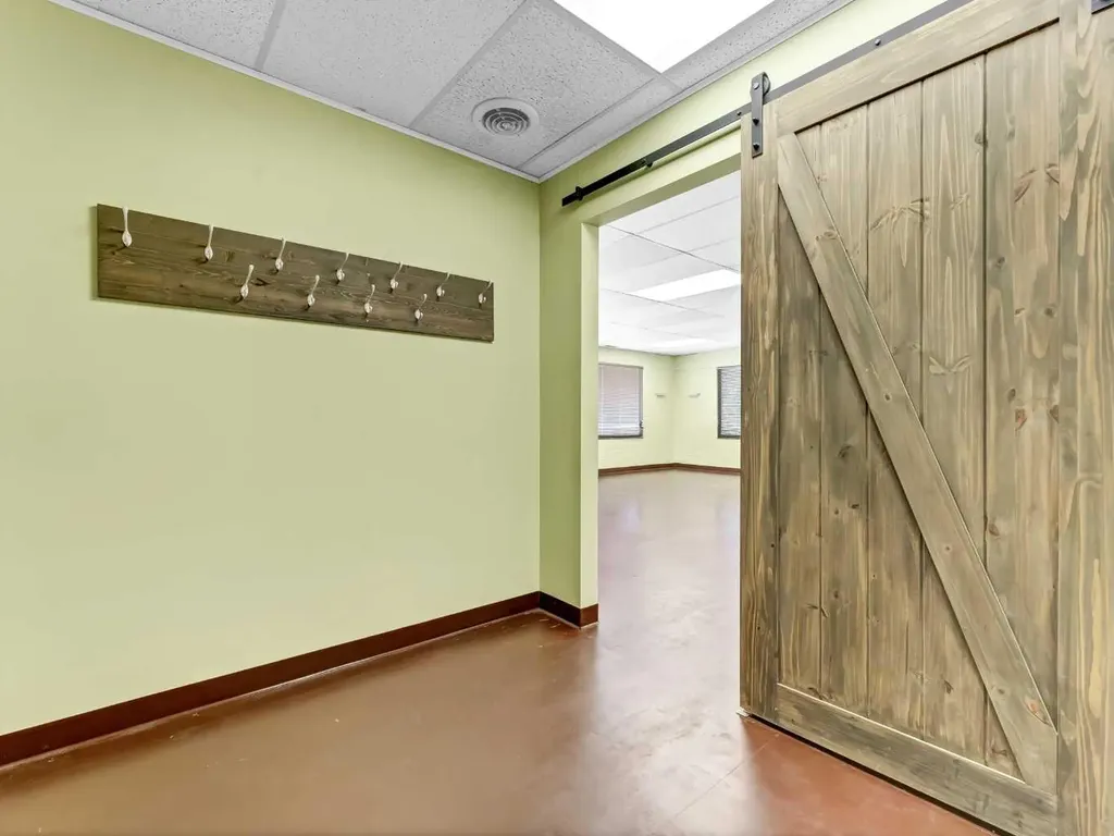 140 Maple Avenue SE Medicine Hat AB T1A 1G7