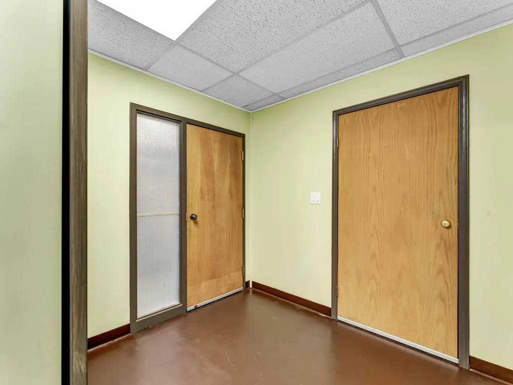 140 Maple Avenue SE Medicine Hat AB T1A 1G7