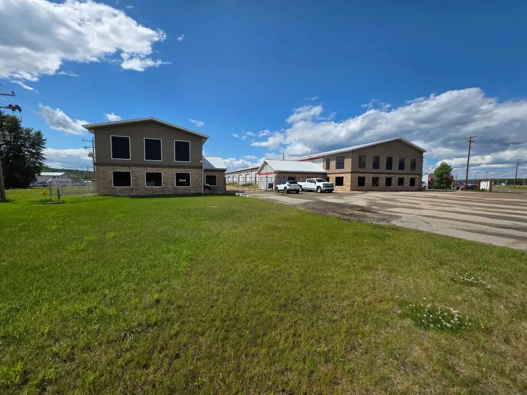 5012 Caxton Street Whitecourt AB T7S 1X7
