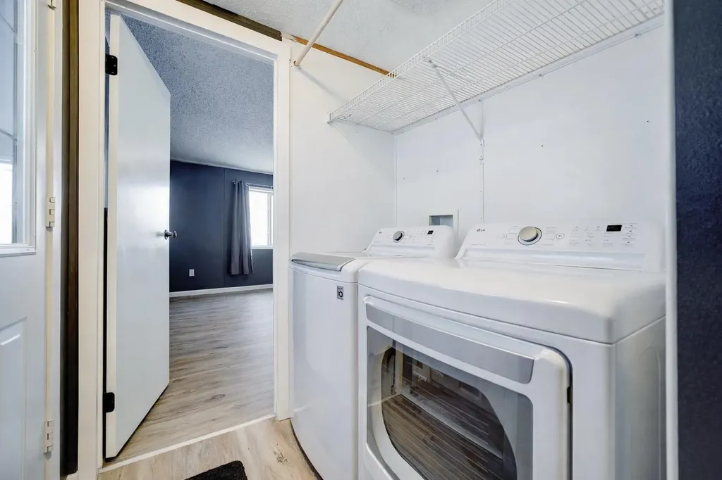 308 Station Boulevard Coaldale AB T1M 1P6