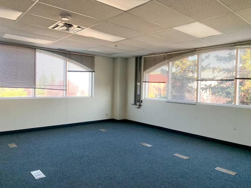 3000 15 Street NE Calgary AB T2E 8V6