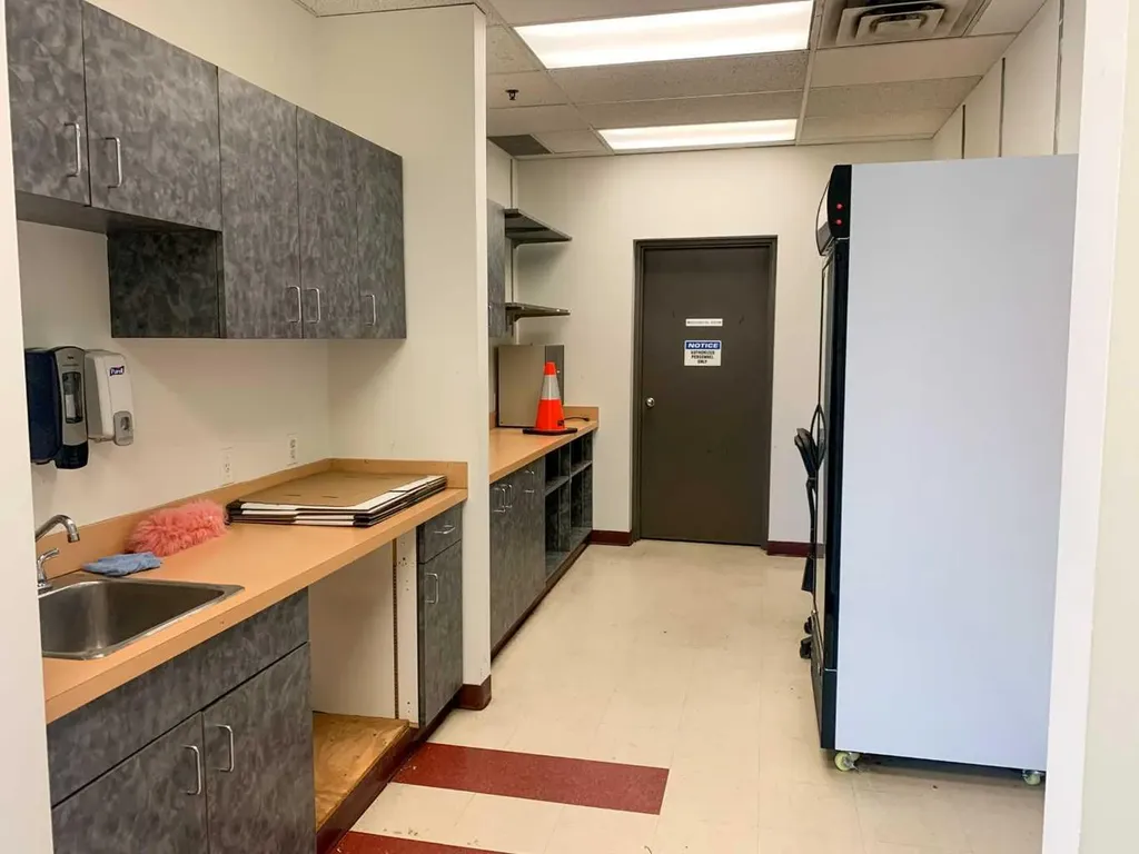 3000 15 Street NE Calgary AB T2E 8V6