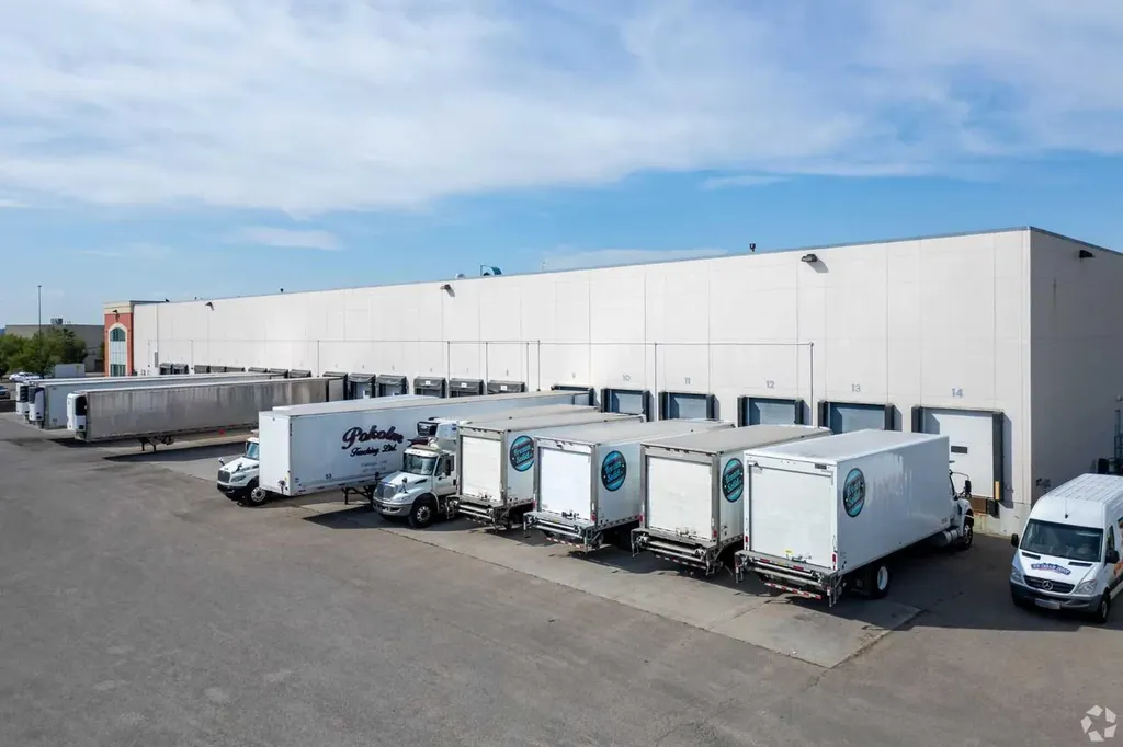 3000 15 Street NE Calgary AB T2E 8V6