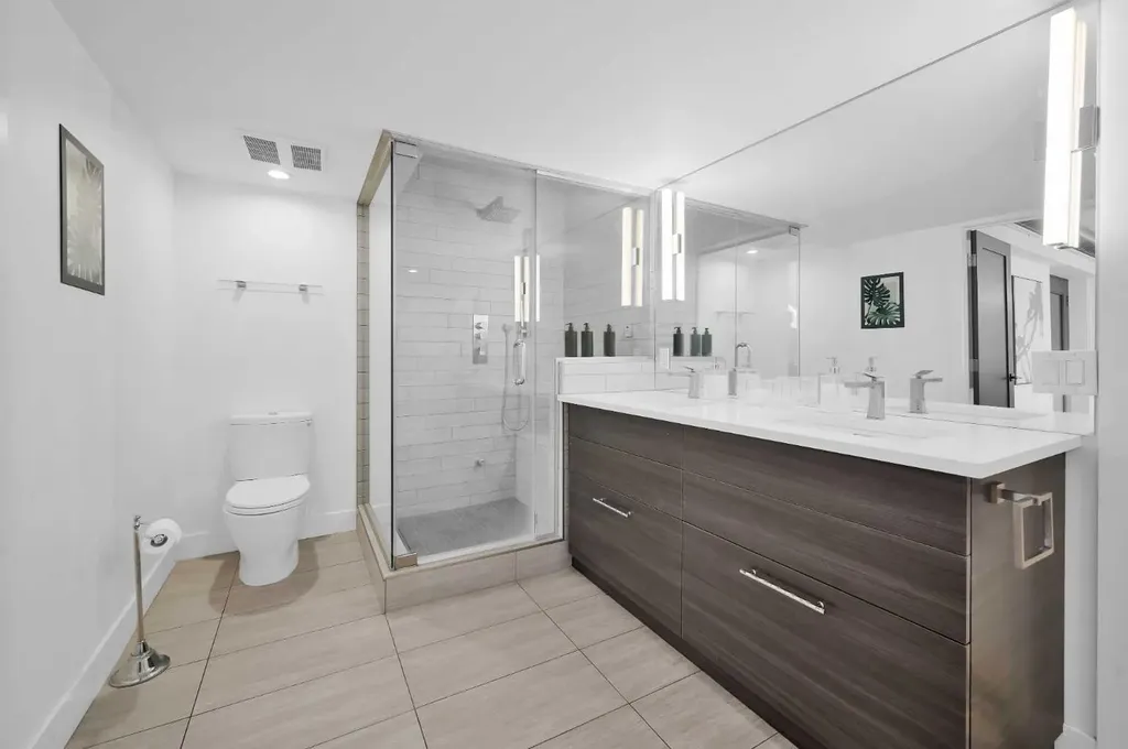 519 17 Avenue SW Calgary AB T2S 0A9