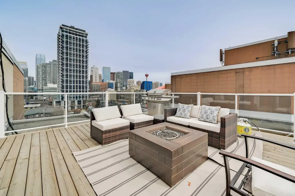 519 17 Avenue SW Calgary AB T2S 0A9