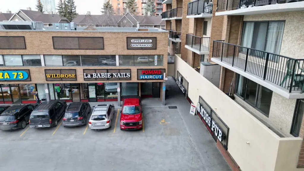 1330 15 Avenue SW Calgary AB T3C 3N6