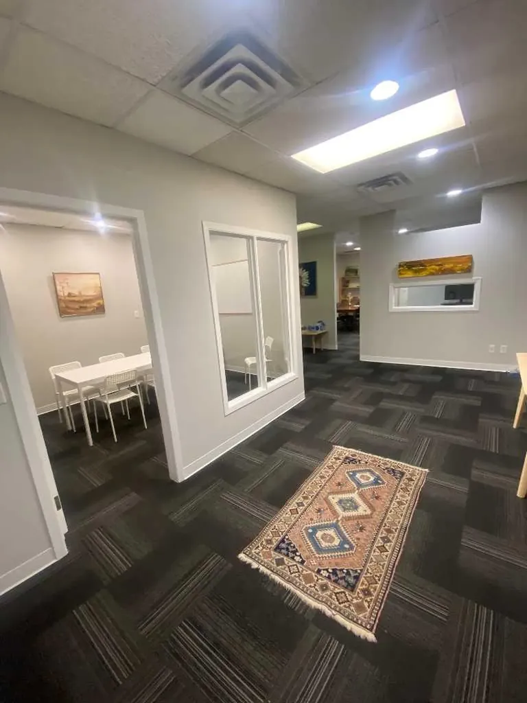1330 15 Avenue SW Calgary AB T3C 3N6
