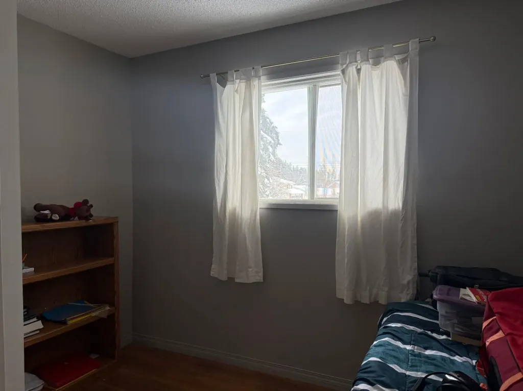 16 Blueberry Drive Whitecourt AB T7S 1G7