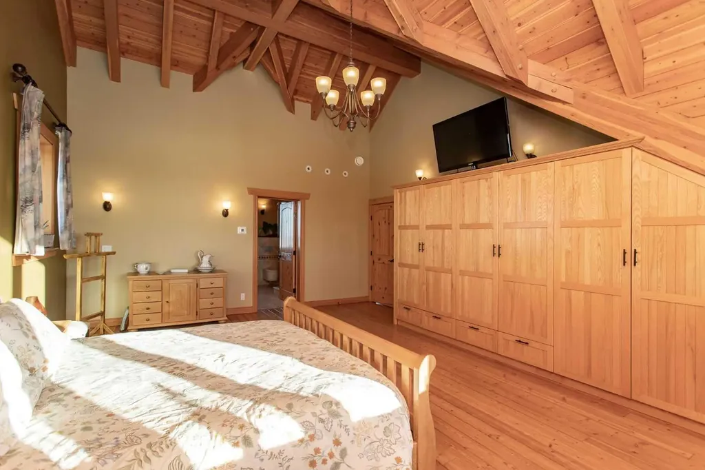 41115 Range Road 272 Rural Lacombe County AB T4L 2N1