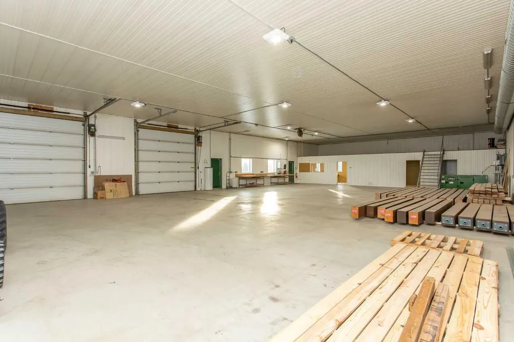41115 Range Road 272 Rural Lacombe County AB T4L 2N1