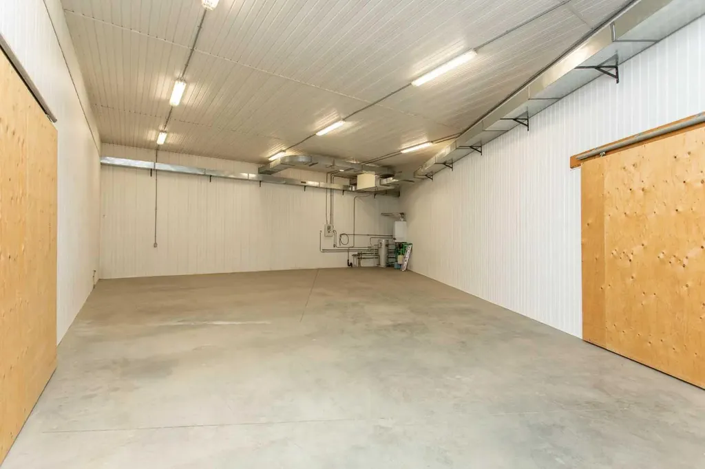 41115 Range Road 272 Rural Lacombe County AB T4L 2N1