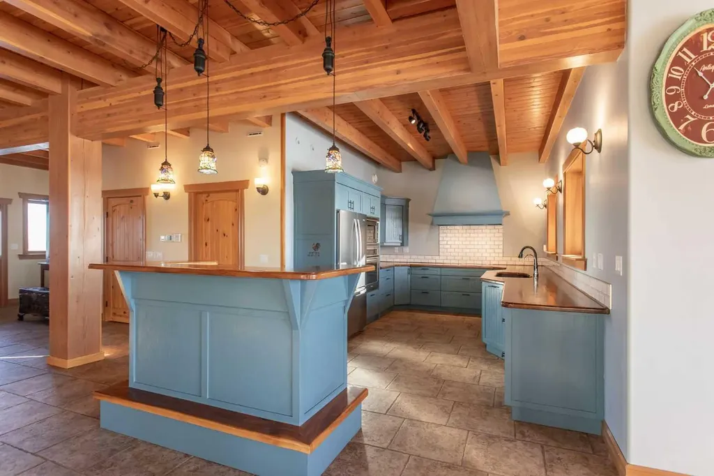 41115 Range Road 272 Rural Lacombe County AB T4L 2N1