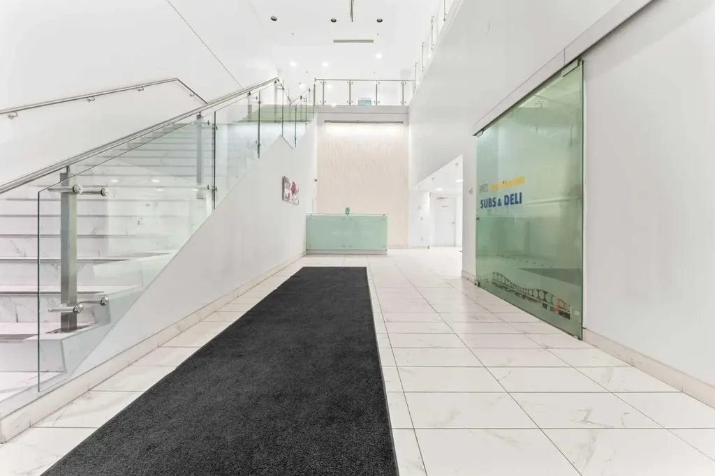 634 6 Avenue SW Calgary AB T2P 1X4