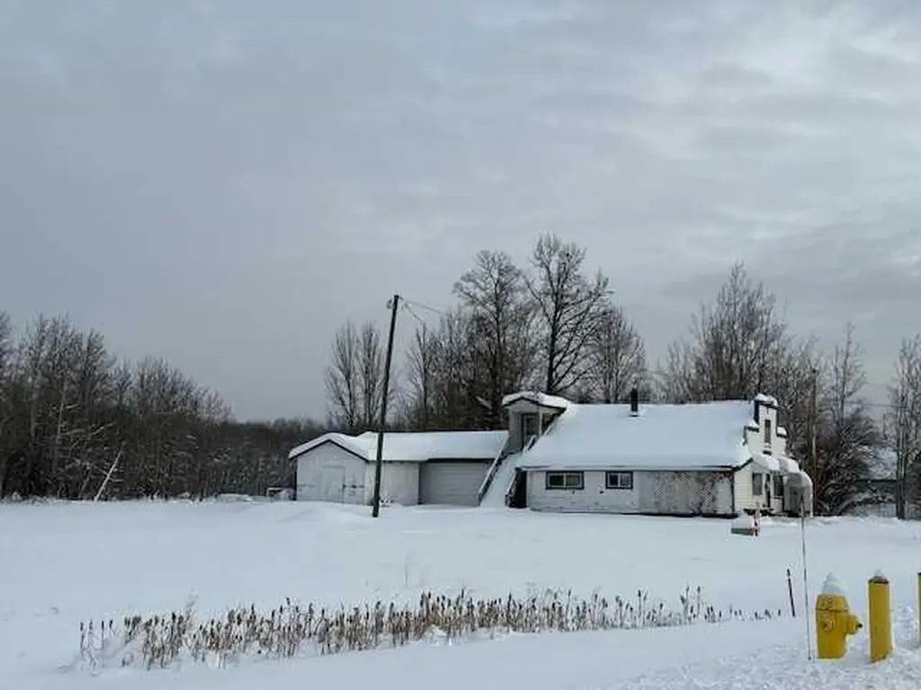 Lot D Main Street Grovedale AB T0H 1X0