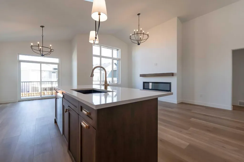 639 Sixmile Crescent S Lethbridge AB T1K 8J2