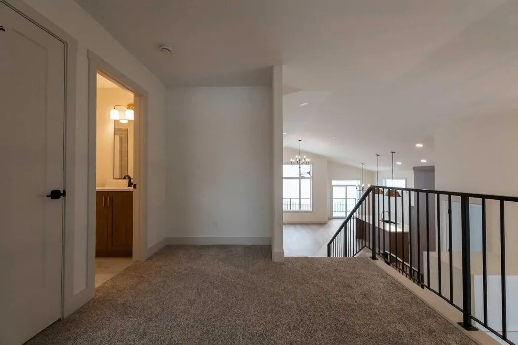 639 Sixmile Crescent S Lethbridge AB T1K 8J2
