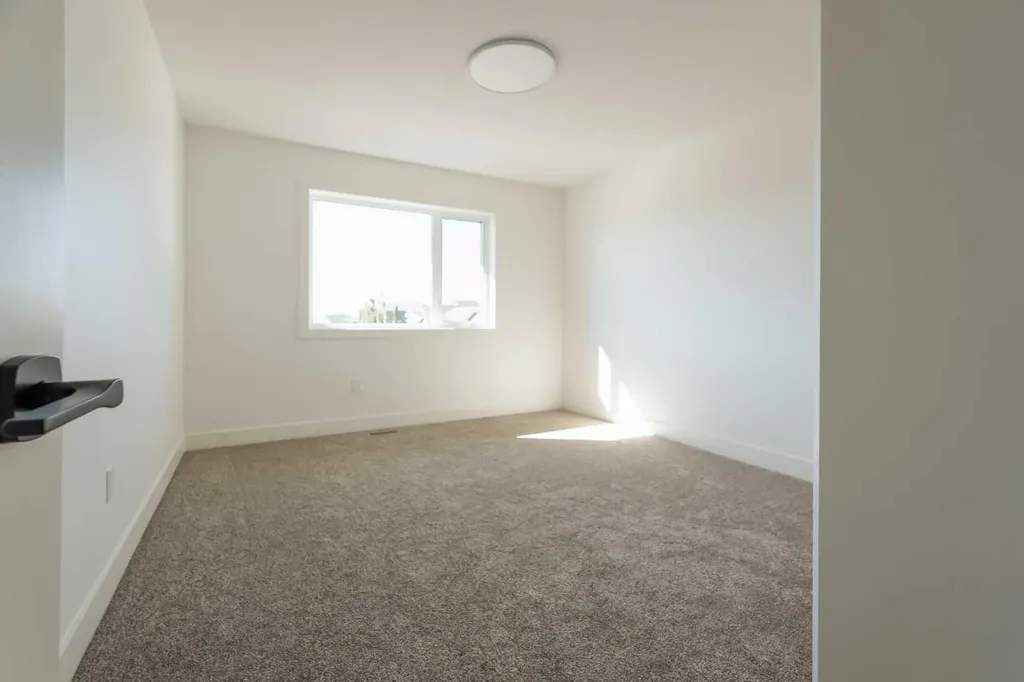 639 Sixmile Crescent S Lethbridge AB T1K 8J2