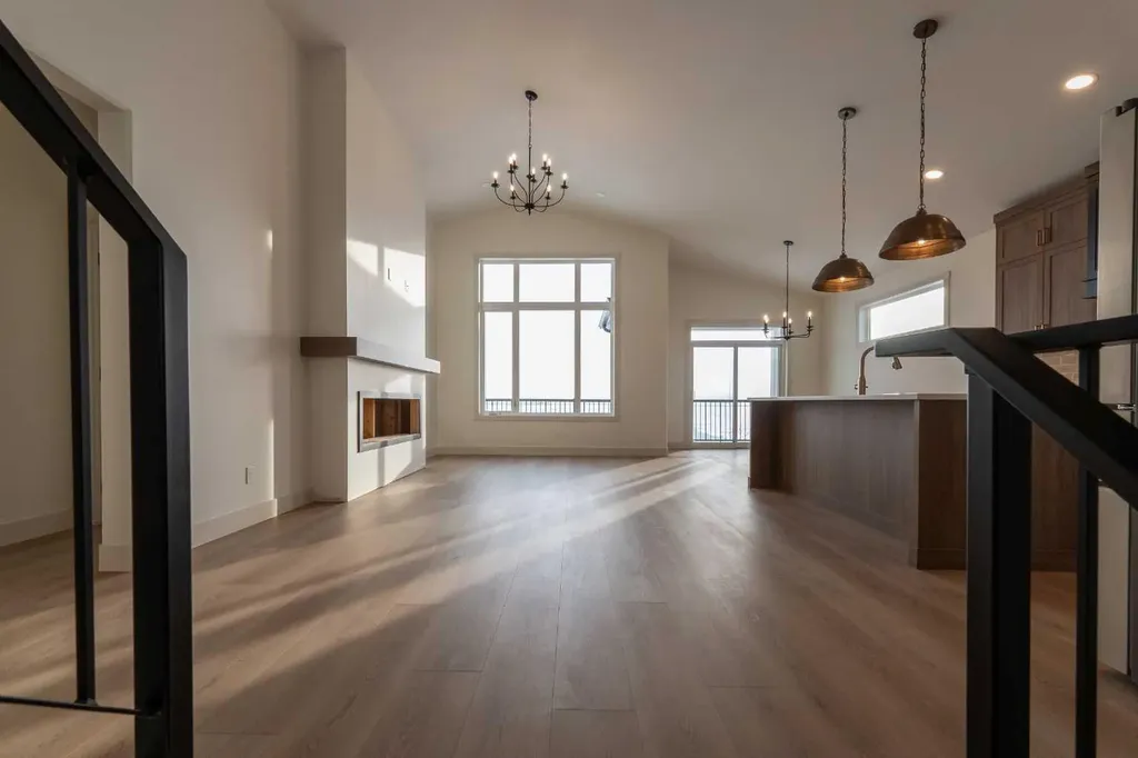 639 Sixmile Crescent S Lethbridge AB T1K 8J2