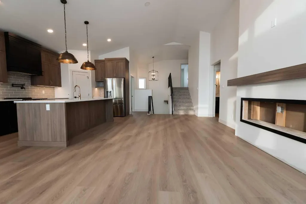 639 Sixmile Crescent S Lethbridge AB T1K 8J2