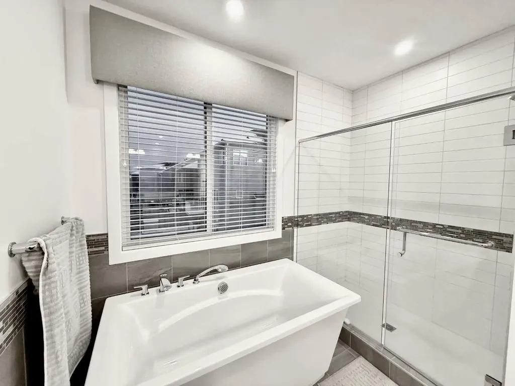 148 Carrington Circle NW Calgary AB T3P 0Y6
