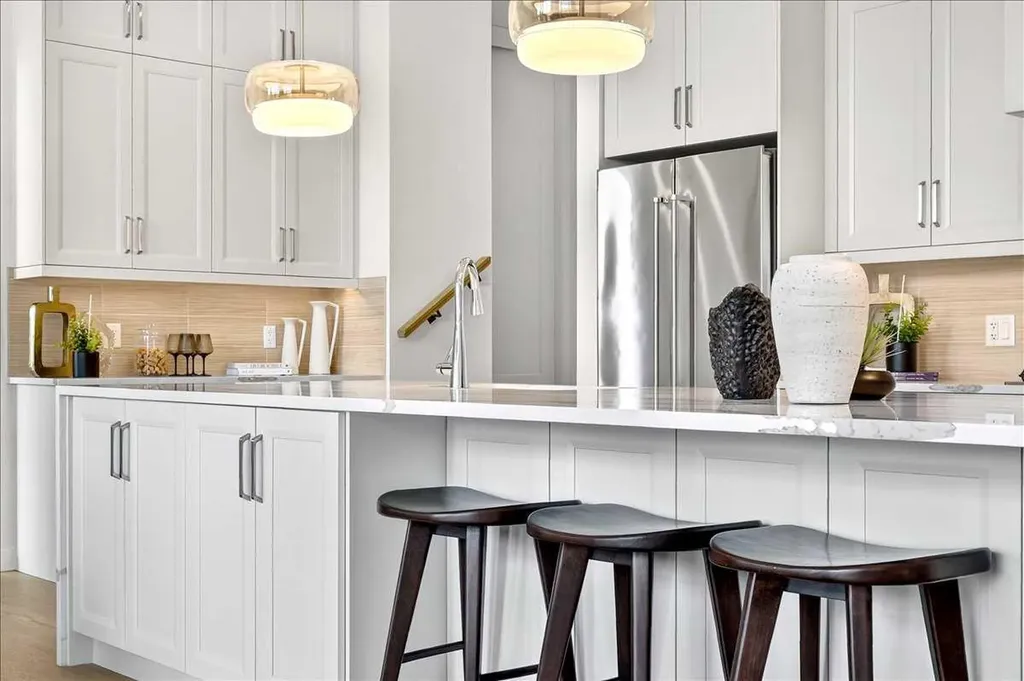 140 Marina Cove SE Calgary AB T3M 3P4